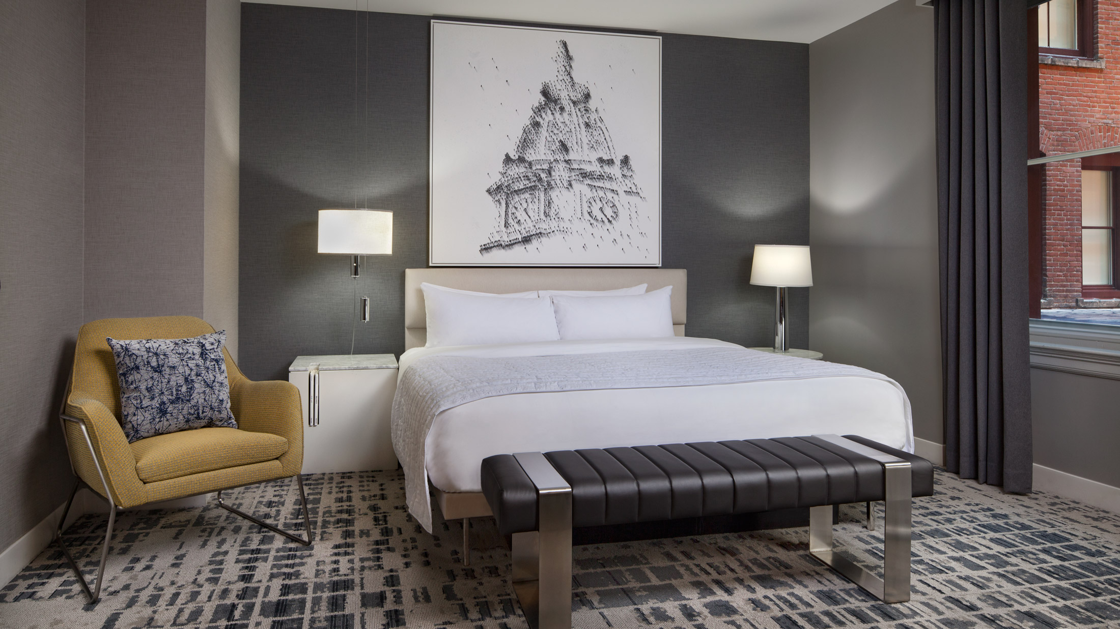 A queen room at Le Meridien Philadelphia