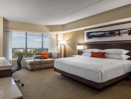 THe interior of a hotel room at the Delta Hotel Philadelphia Airport