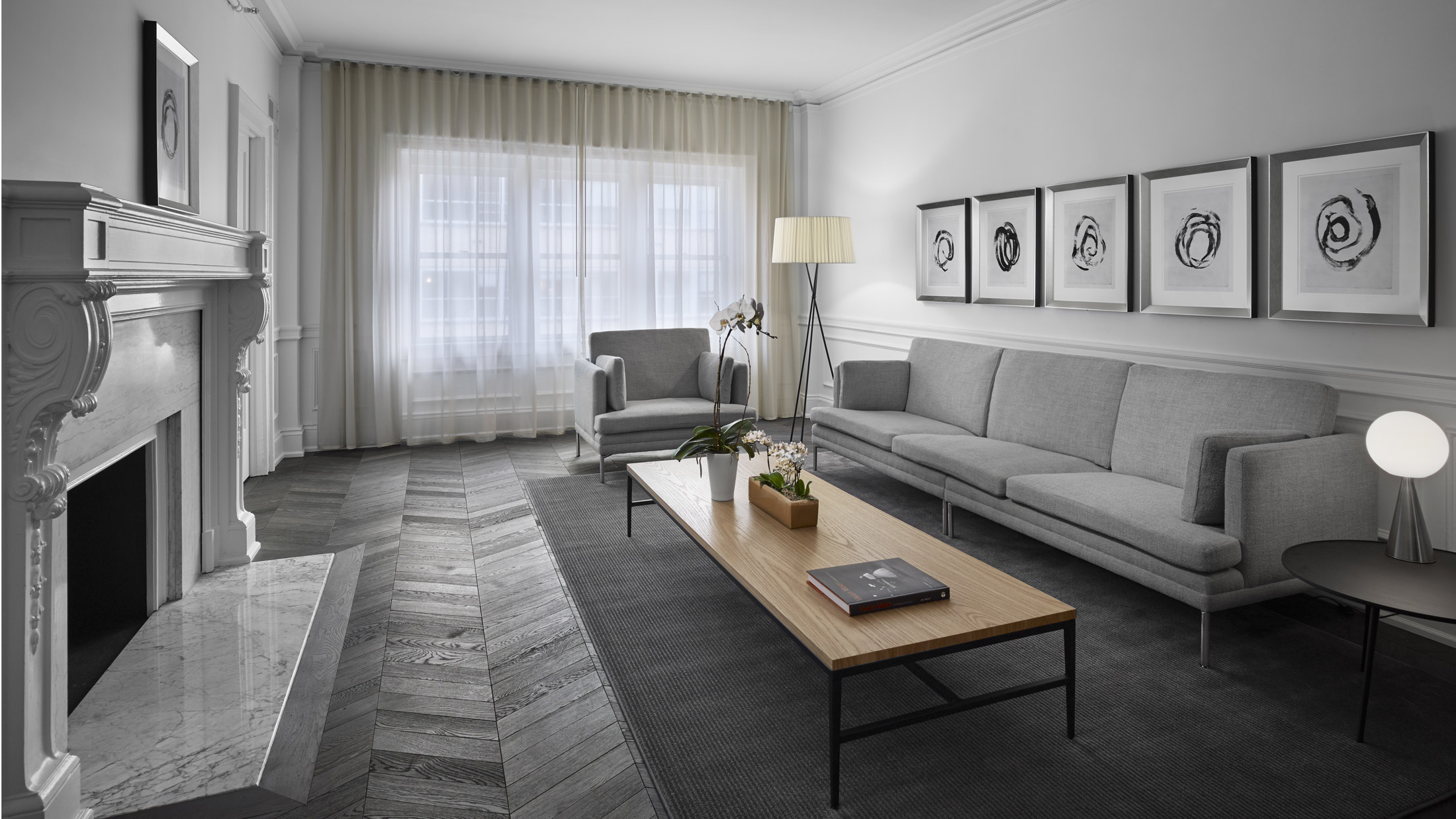 AKA Rittenhouse Square living room