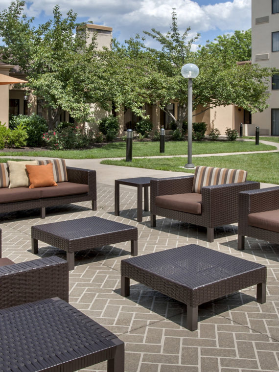 The outdoor deck area at the Courtyard by Marriott Philadelphia Airport hotel