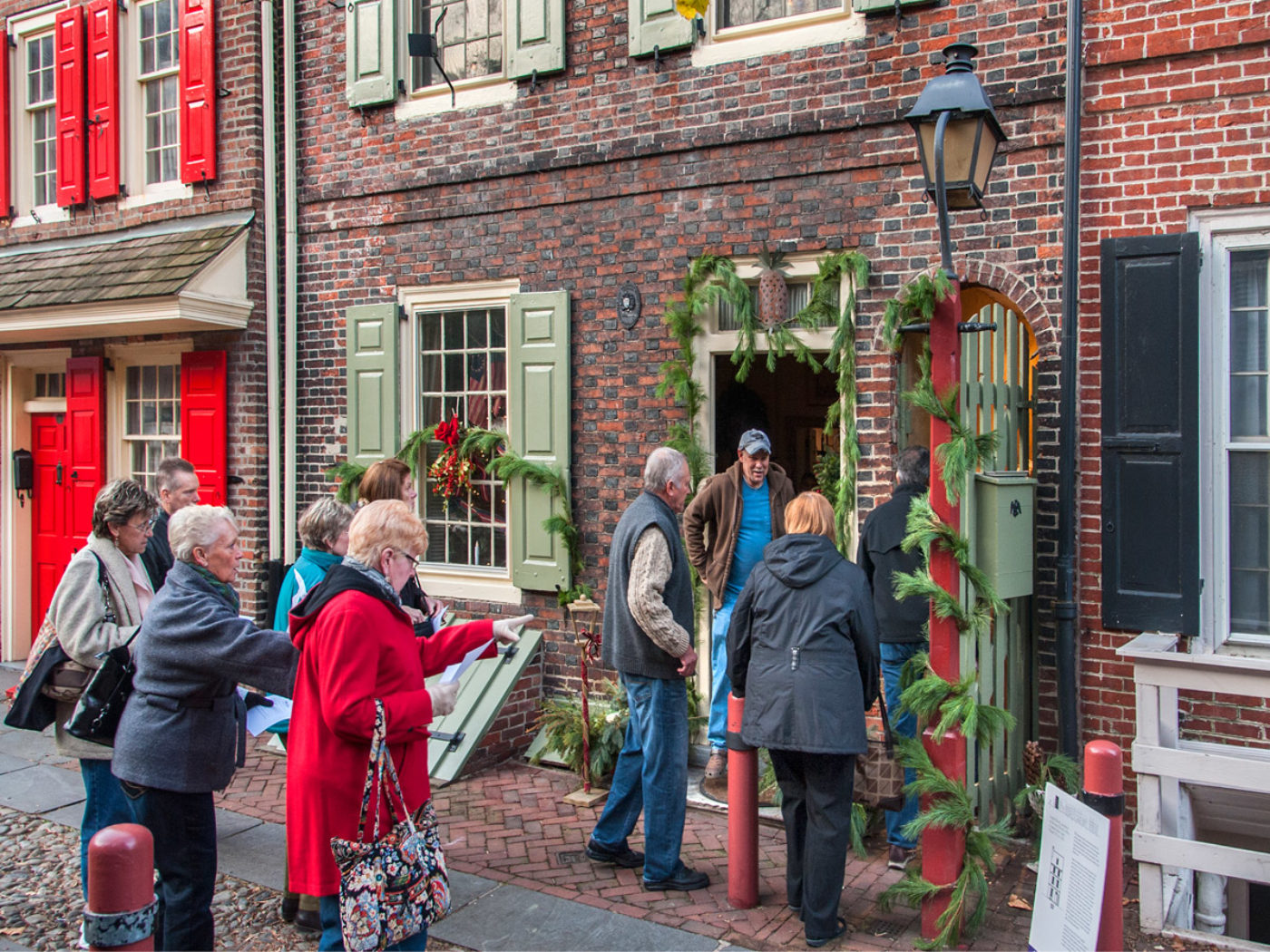 Décorez l'allée à Elfreth's Alley