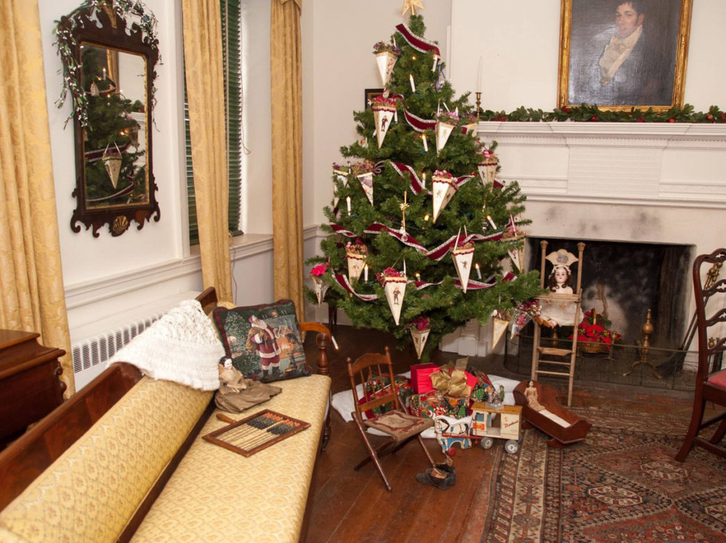Holidays at Historic Fallsington