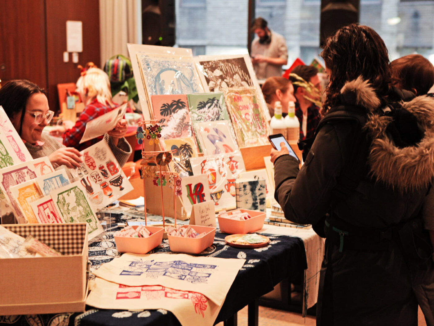 Les femmes au Hyatt Makers Market