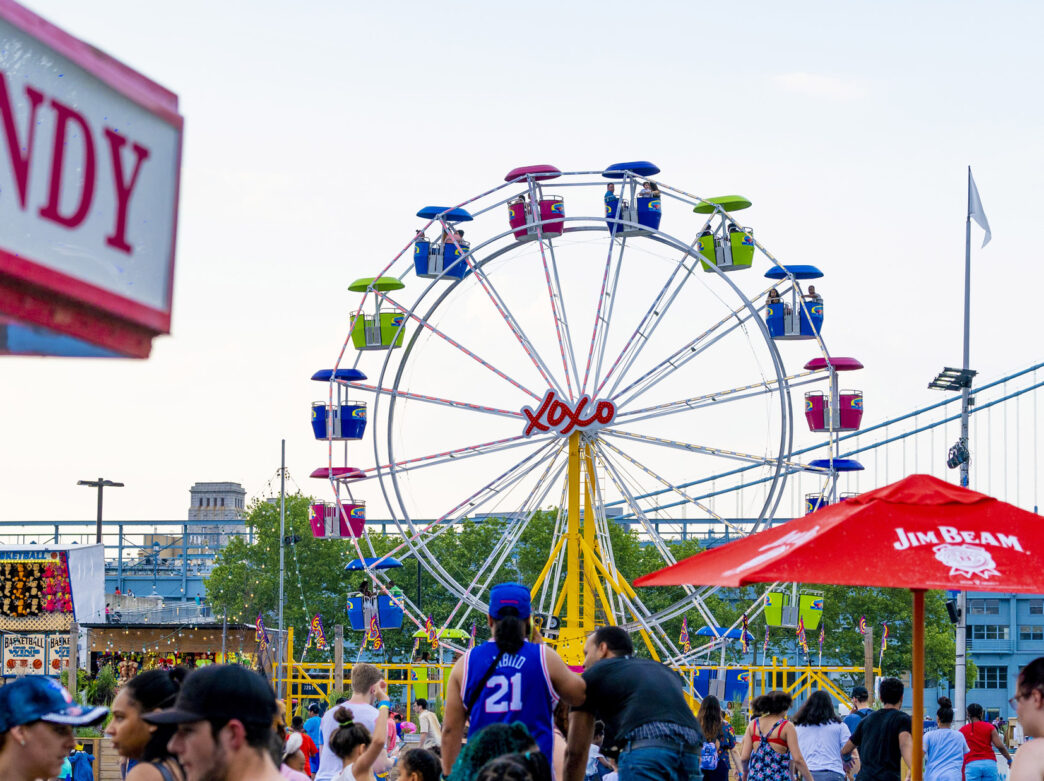 People at the Independence Blue Cross RiverRink Summerfest