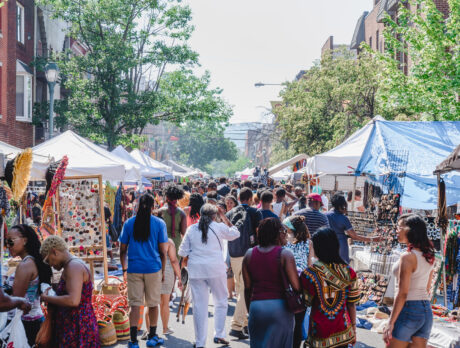 People walking through the vendors at ODUNDE Festival