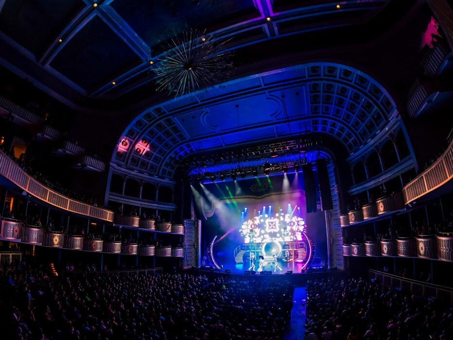 Concert stage at The Met Philadelphia