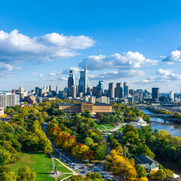 Een luchtfoto van de skyline van Philadelphia