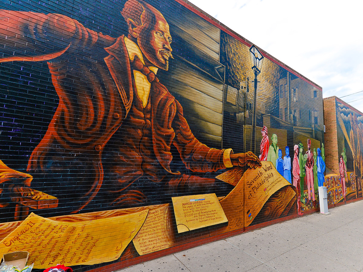 Peinture murale représentant le courage de WEB Du Bois, peinte sur la paroi du moteur #11 à Philadelphie.