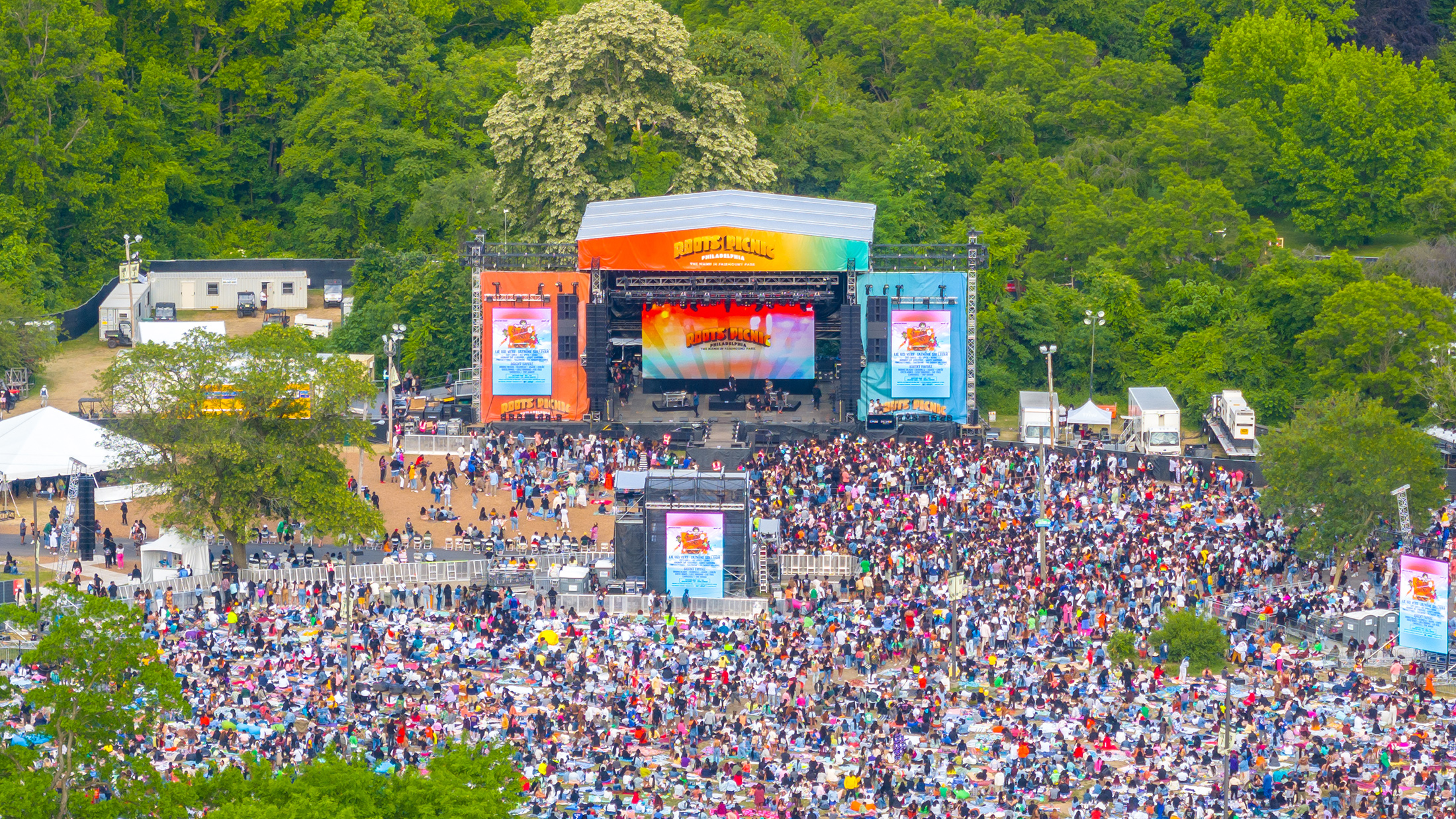 Lovers and Friends Festival 2025: Crowd Enjoying Music
